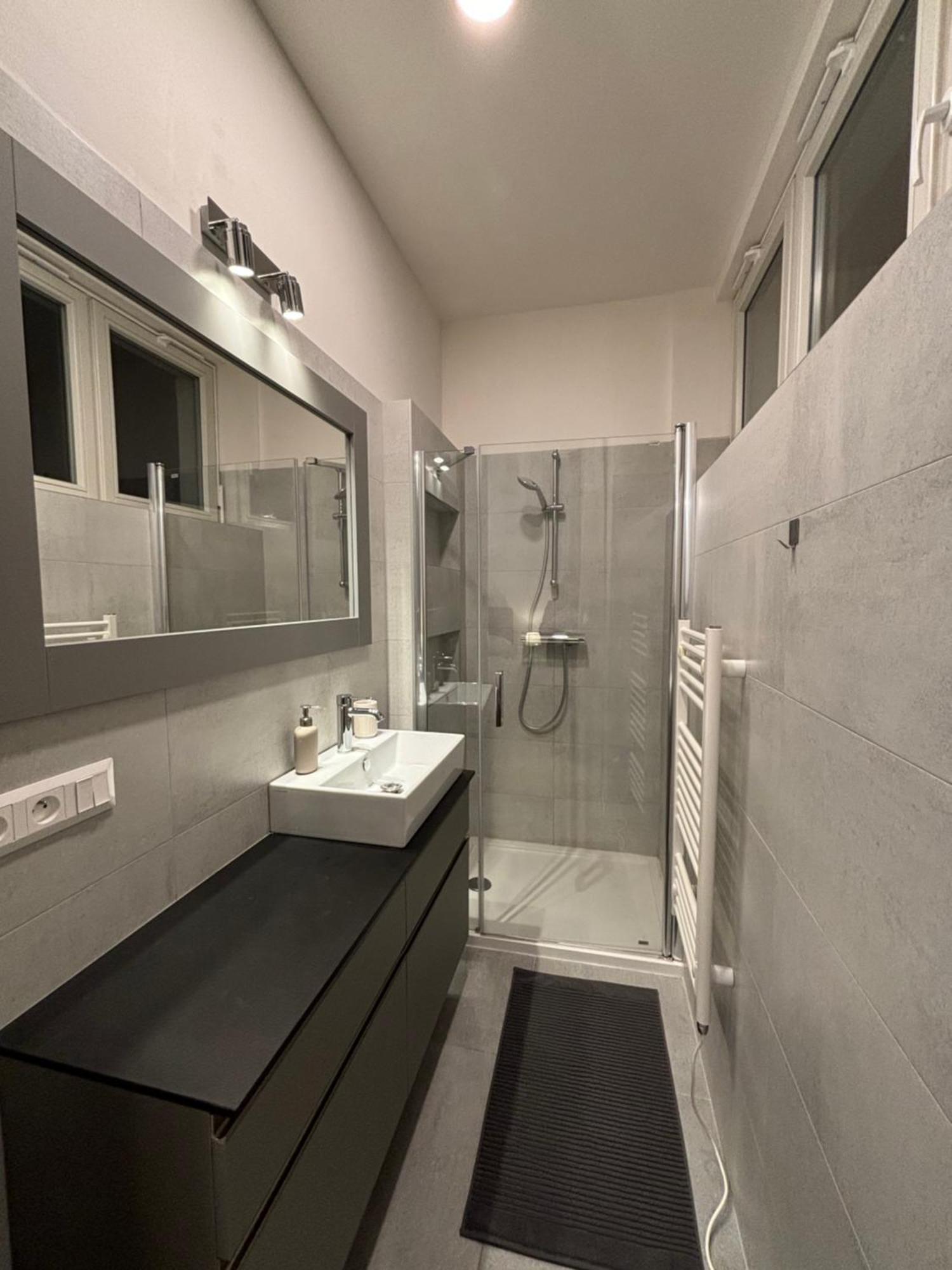 ברטיסלאבה Main City Center - Luxury - Free Parking - City View מראה חיצוני תמונה